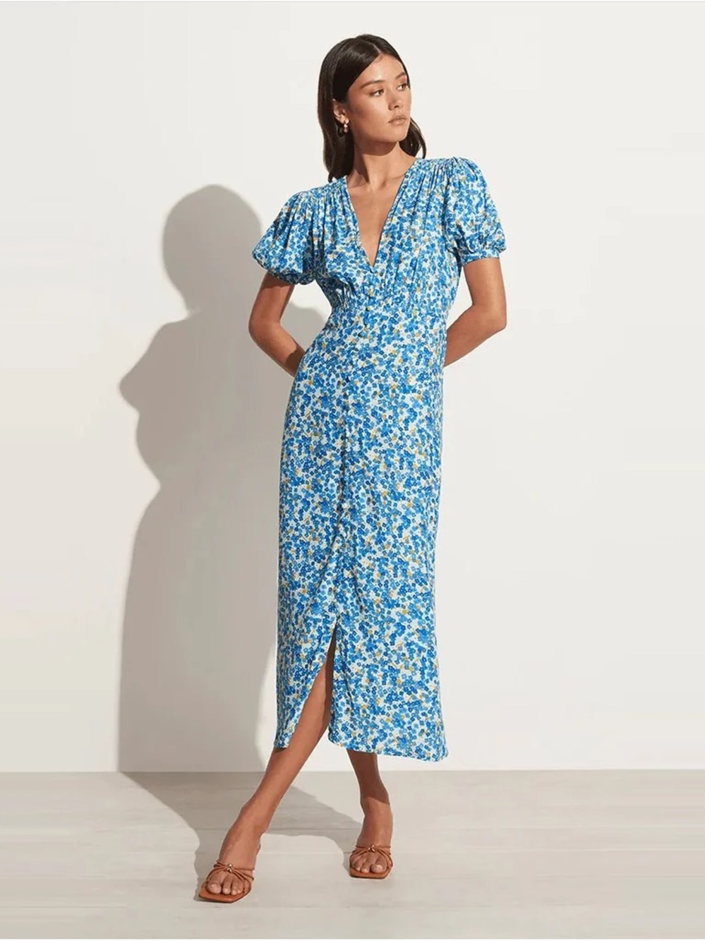 FAITHFULL THE BRAND • Bellavista Midi Dress in Lou Floral Print Blue